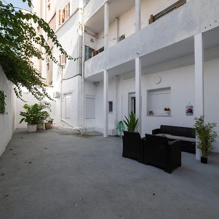 Thissio Getaway 2Ba Next To Athens Ancient Market Exterior photo