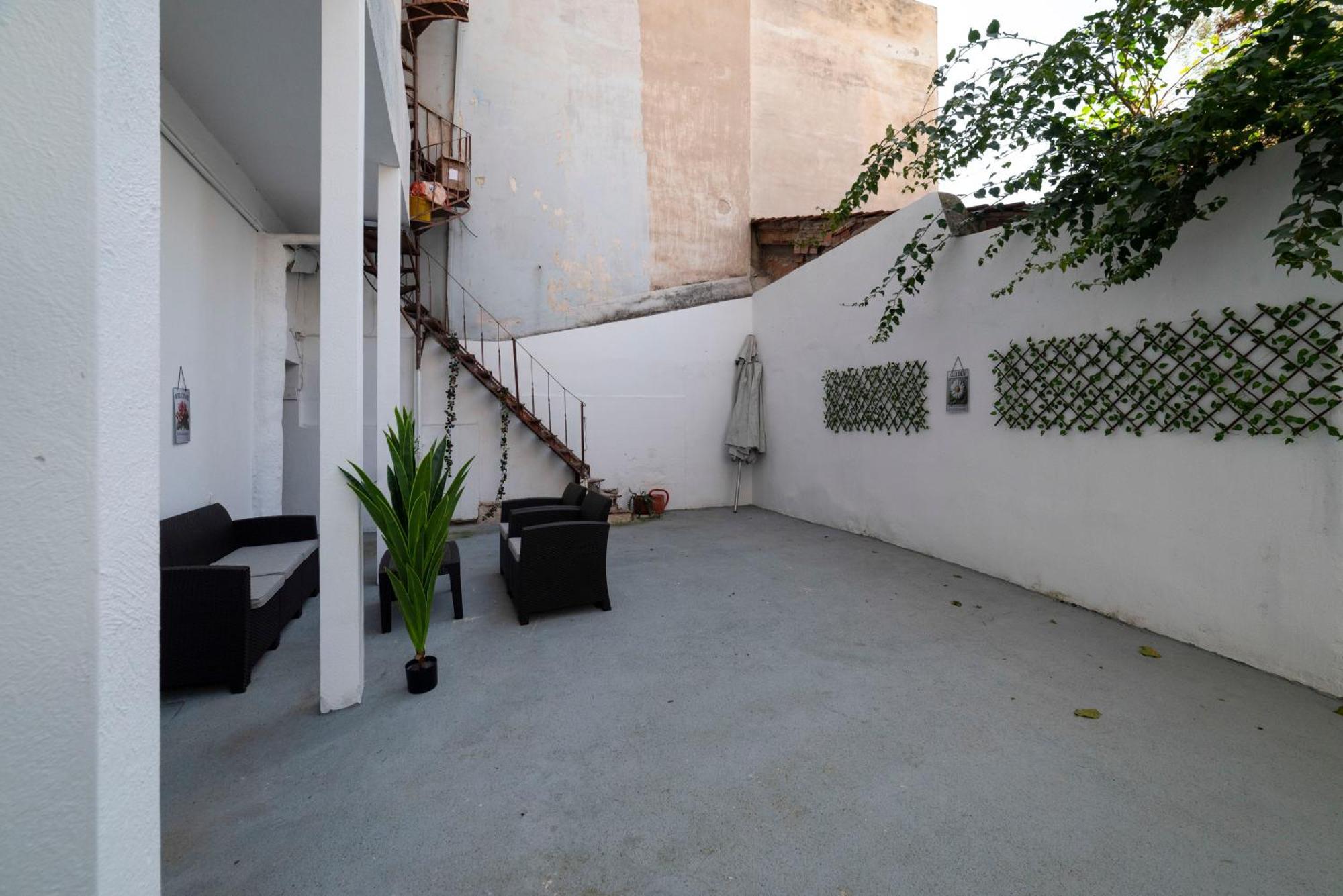 Thissio Getaway 2Ba Next To Athens Ancient Market Exterior photo