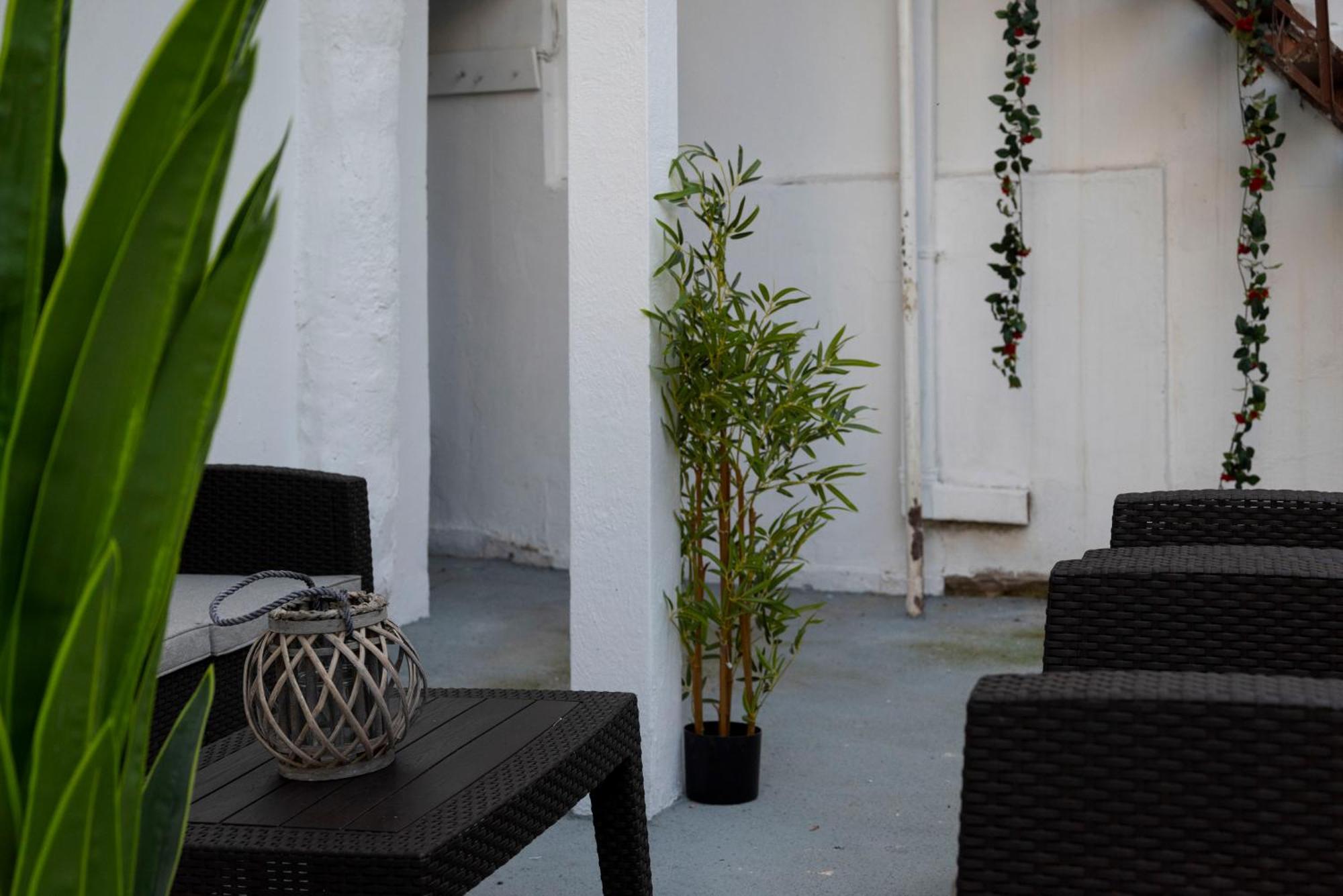 Thissio Getaway 2Ba Next To Athens Ancient Market Exterior photo